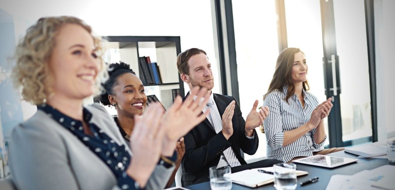How to Engage Employees with Meaningful Praise